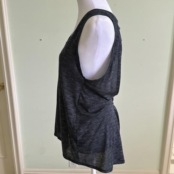 Zella Lean Routine Cut Out Back Workout Scoop Neck Burnout Tank Black Sz Medium - Picture 7 of 9